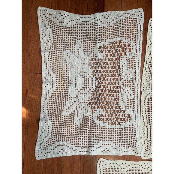Set of 5 Vintage Handmade Crochet Lace Doilies with Floral & Scroll Patterns - Picture 3 of 16